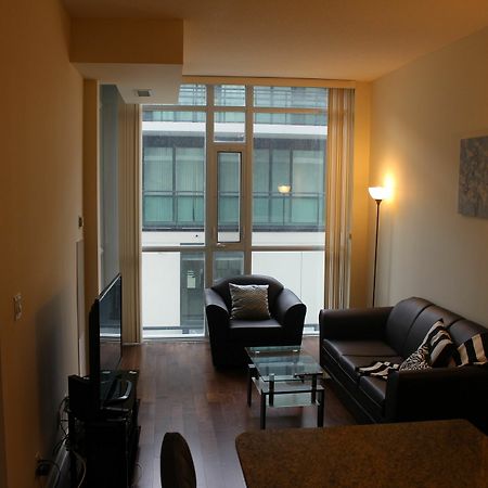 Custom Luxury Suite - By Elite Suites Mississauga Kültér fotó